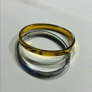 Fashion Jewelry - Bangle Set with Gem Accents